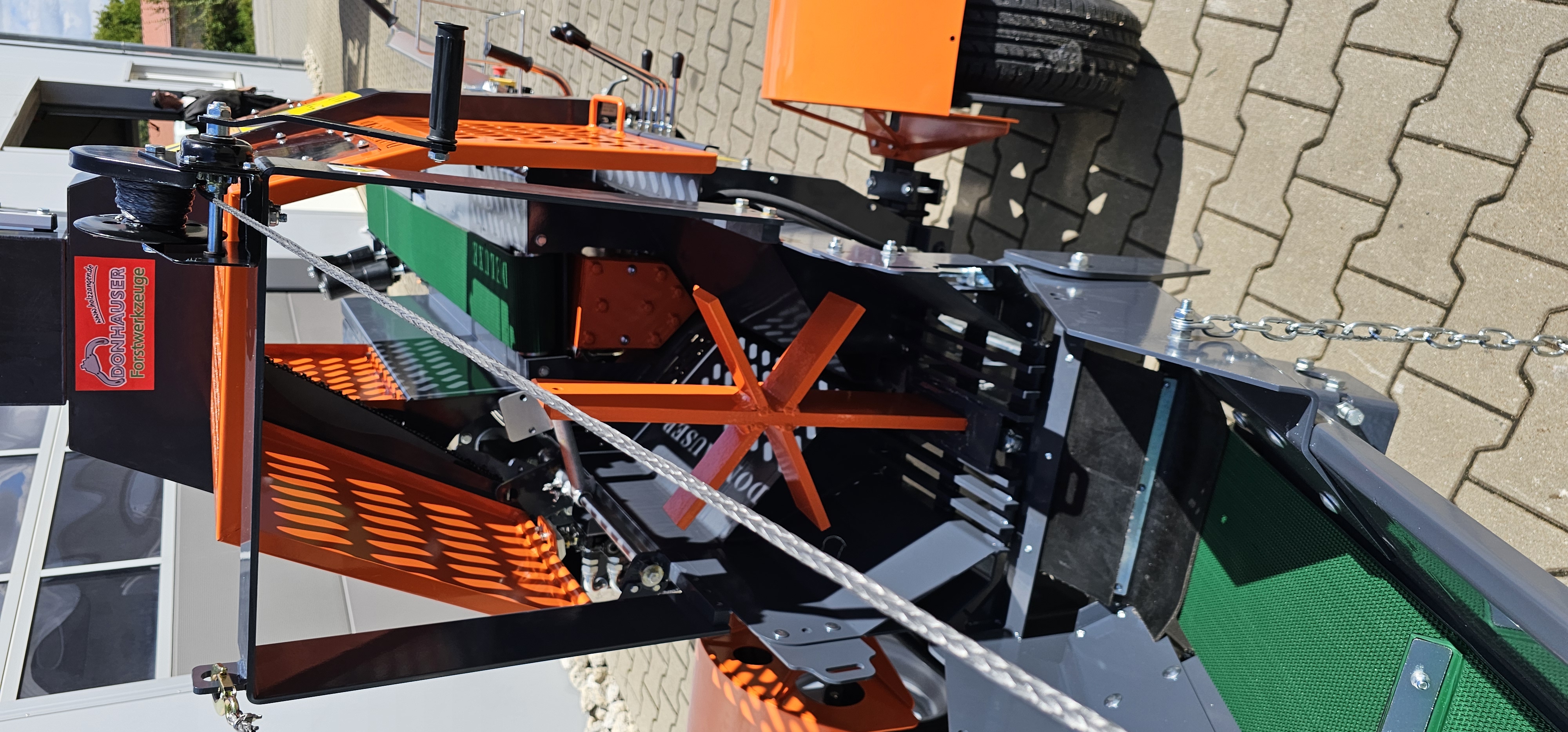 RM7-12 TGA 480 Benzin-Sägespaltautomat Holzspalter Brandneue Version mit gefederter Achse 