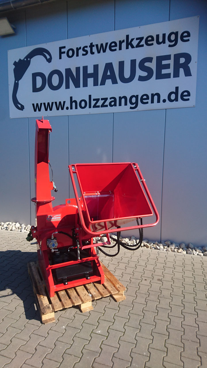 Holzhäcksler FR8 mit Zapfwellenantrieb